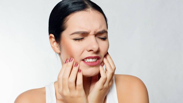 علاجات منزلية للقضاء على ألم الأسنان