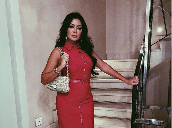 بالفيديو - بعد الهجوم عليها...رانيا يوسف تتلقى أول دعم من فنانة خليجية: 