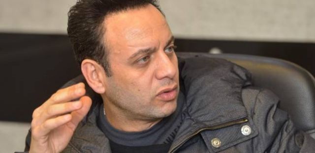 بالفيديو - مصطفى قمر يكشف سراً عن عمرو دياب ونانسي عجرم