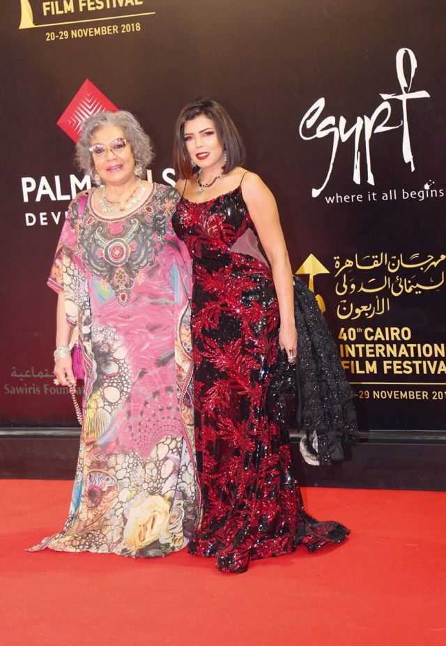 ناهد السباعي ووالدتها