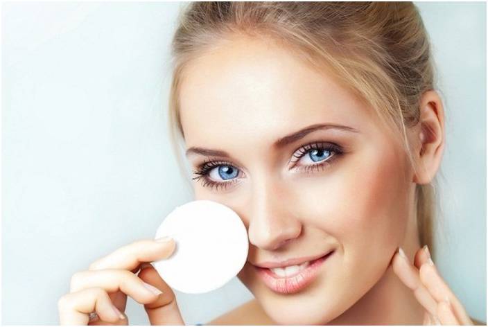 عادات على المرأة القيام بها قبل الخلود إلى النوم