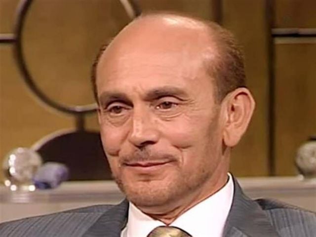 ماذا قال محمد صبحي عن أزمة فستان رانيا يوسف؟ ومن قصد بقوله: 