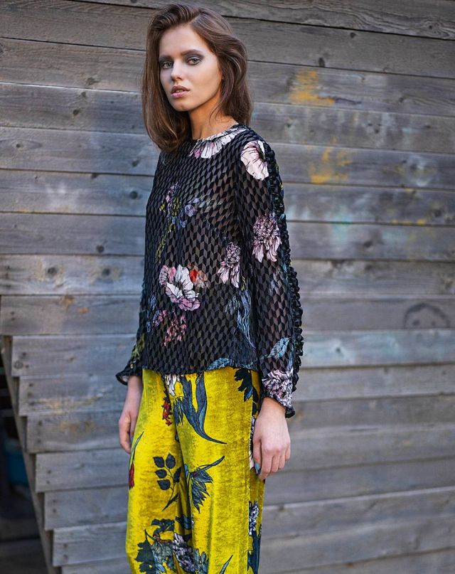 توب وسروال MARKUS LUPFER الملابس موجودة لدى بوتيك SANTIAGO