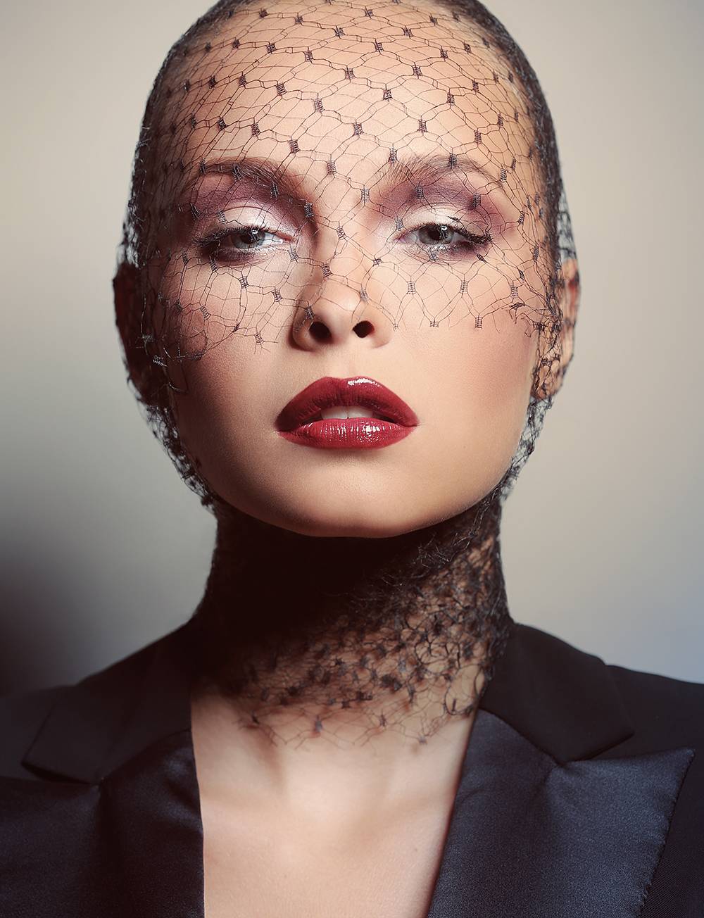 إليك آخر صيحات أحمر الشفاه في شتاء 2019