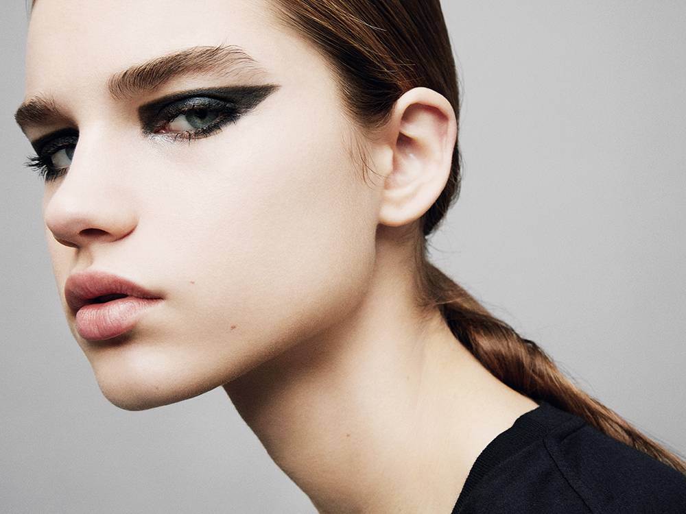 5 صيحات أساسية لتجميل العينين...