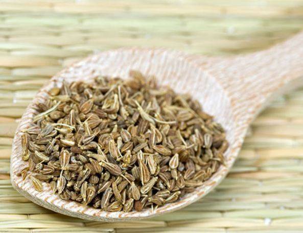 فوائد اليانسون كثيرة أهمها تجديد خلايا الكبد