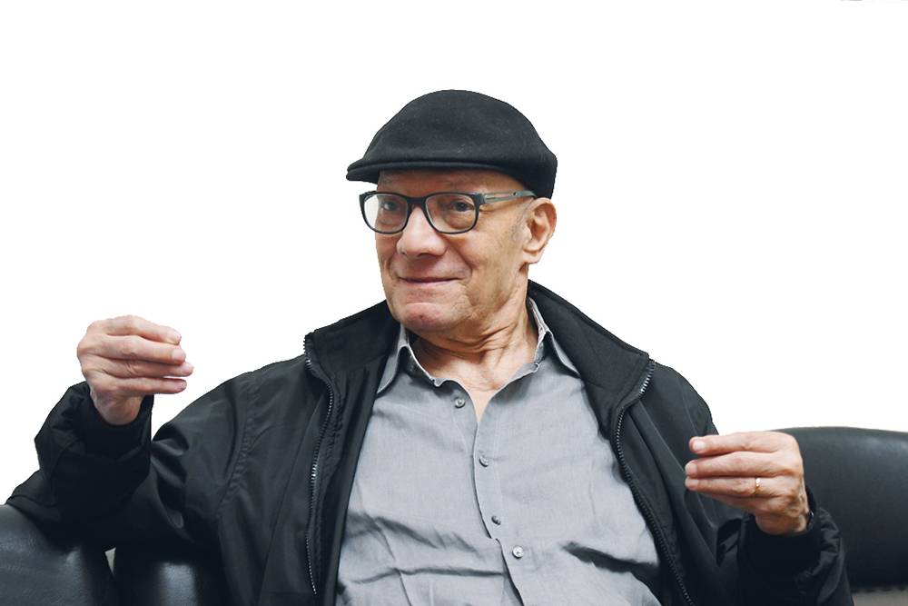 أحمد عبدالمعطي حجازي: قصائدي تطاردني ولا تسمح لي بالتحرّر منها