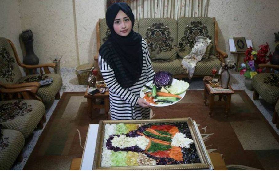 مشيرة منصور.. أطباق بلمسات الفنانة الشيف