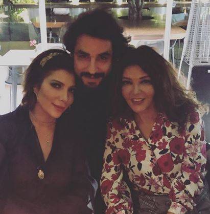 بالصور - هكذا احتفلت اصالة بميلاد شقيقها.. شاهدوا قالب الحلوى الغريب