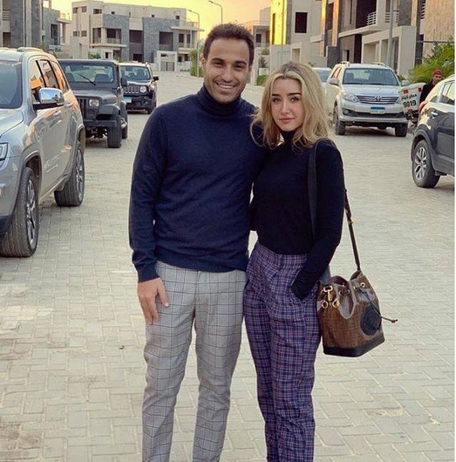 بالفيديو –للمرة الأولى هنا الزاهد تكشف رأيها بزواجيّ خطيبها السابقين... من حذرها وقال 