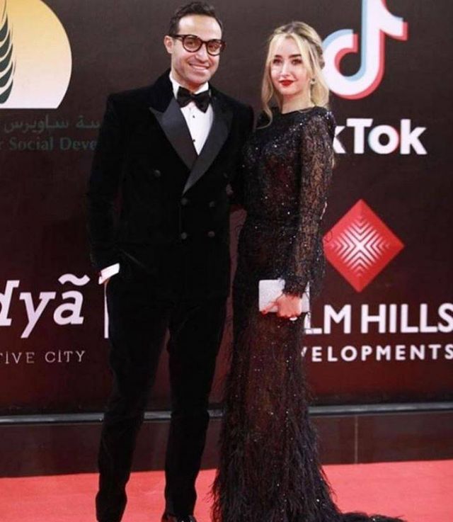 بالفيديو– قبل ظهورهما الأنيق في مهرجان القاهرة السينمائي... هنا الزاهد تكشف سرّ الشجار العنيف بينها وبين أحمد فهمي