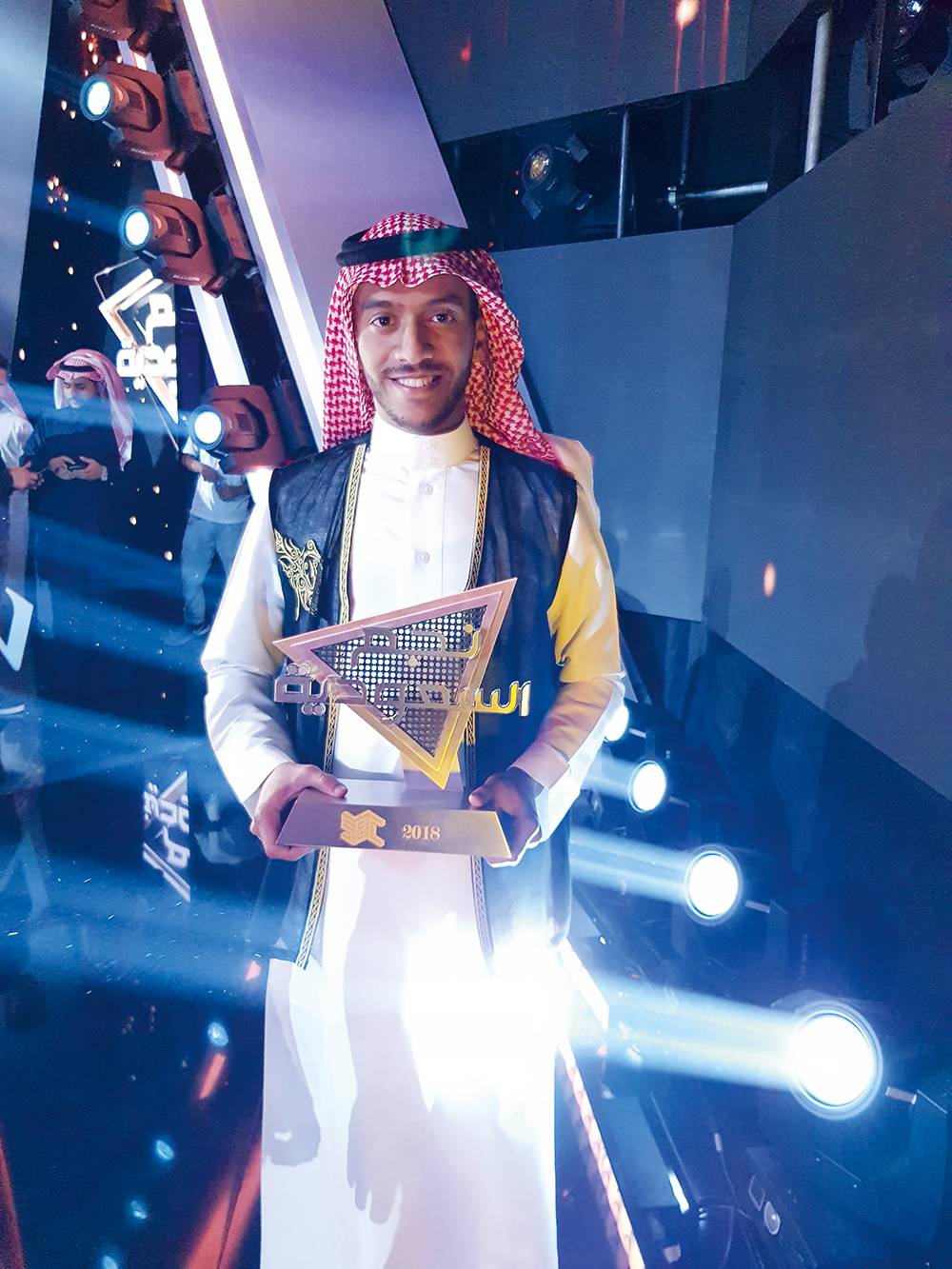في أول تصريح بعد فوزه بلقب “نجم السعودية”... أحمد قصيري: أهدي لقبي إلى والدي وكنتُ خائفاً من هشام مدخلي