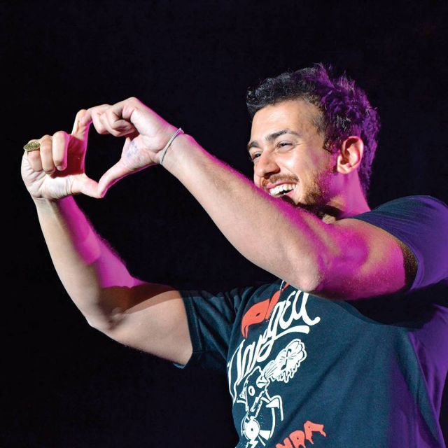 سعد لمجرد خارج القضبان... وهدية لجمهوره