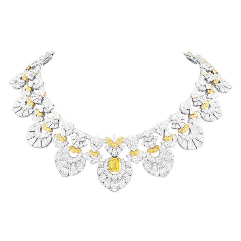 Quatre Contes de Grimm
Van Cleef & Arpels 
سحر الخيال