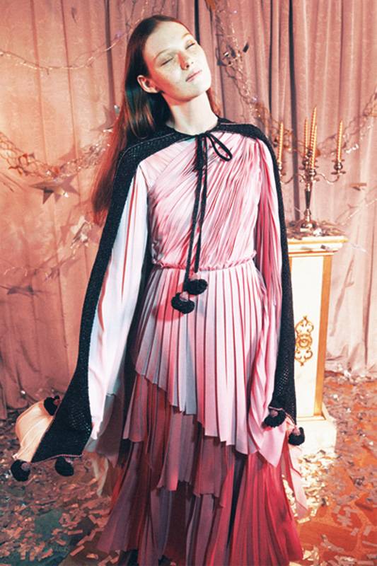 هديتك لنهاية العام
Gucci Metallic