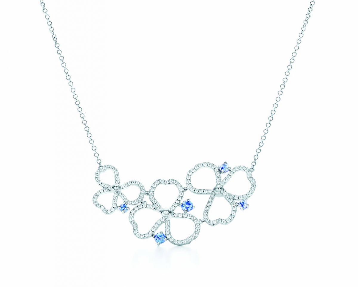 Tiffany 
Paper Flowers
أنوثة مرهقة