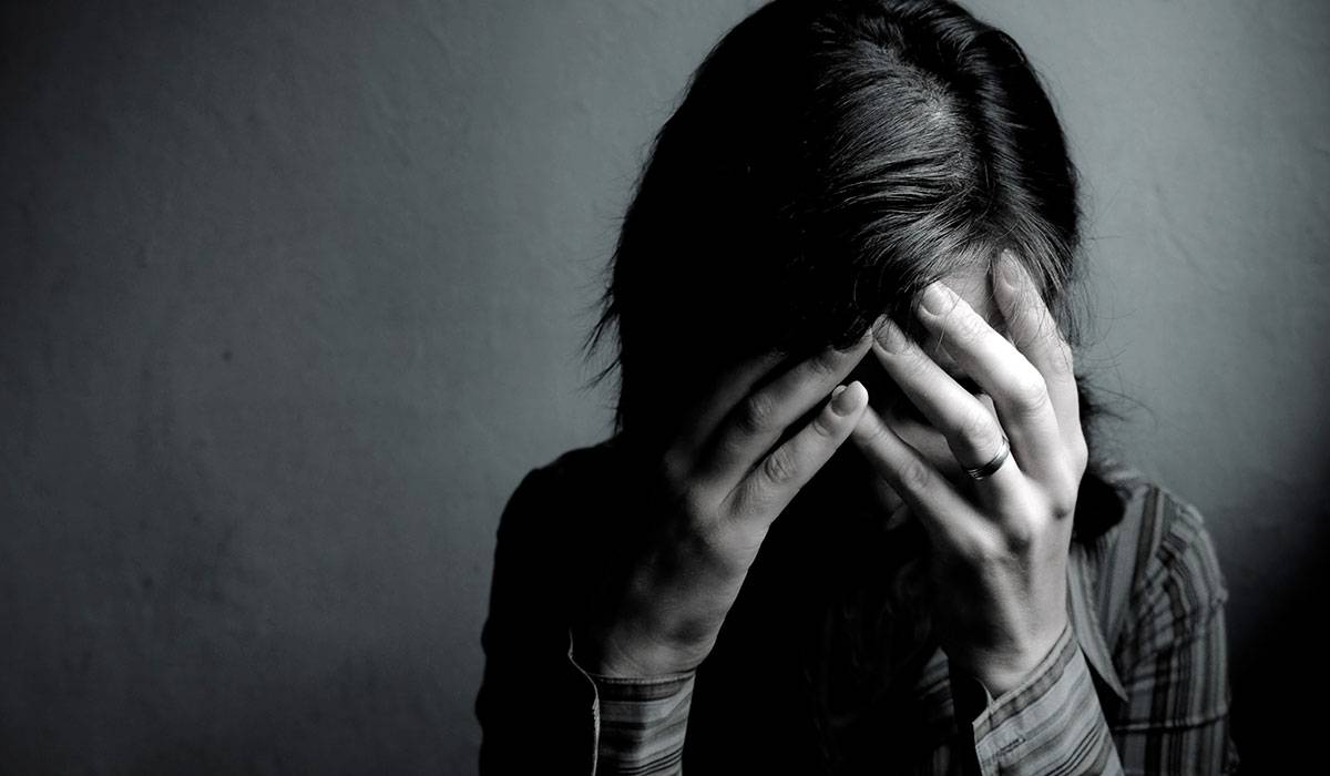 نجمة شابة تعترف بأزمتها النفسية وحاجتها الضرورية للعلاج