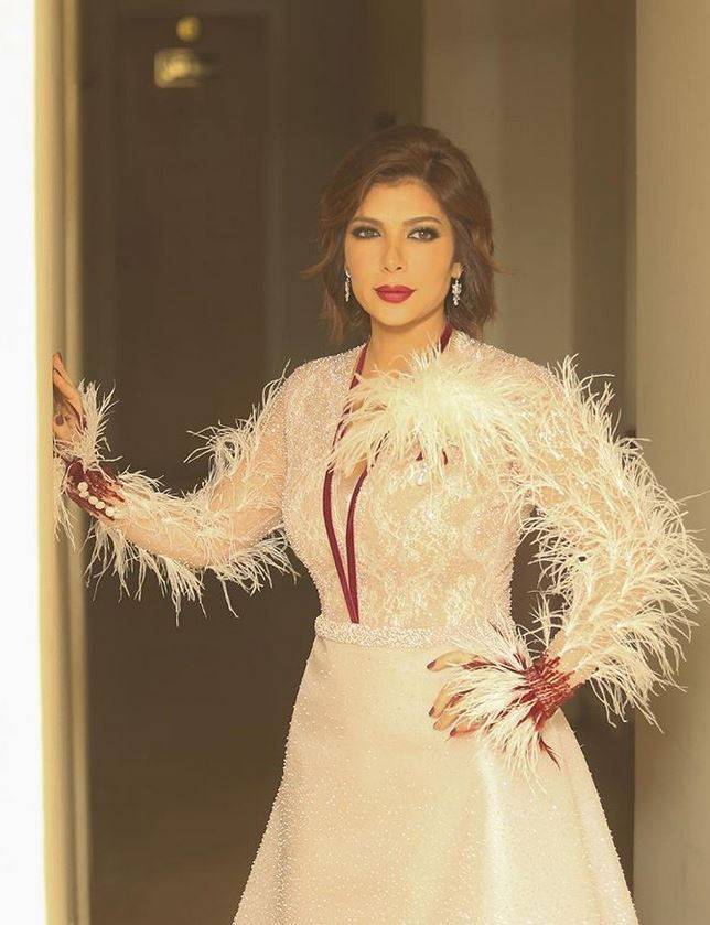 بالفيديو - فنان خليجي يهاجم أصالة... ما السبب وماذا قال عن ملابسها باهظة الثمن؟
