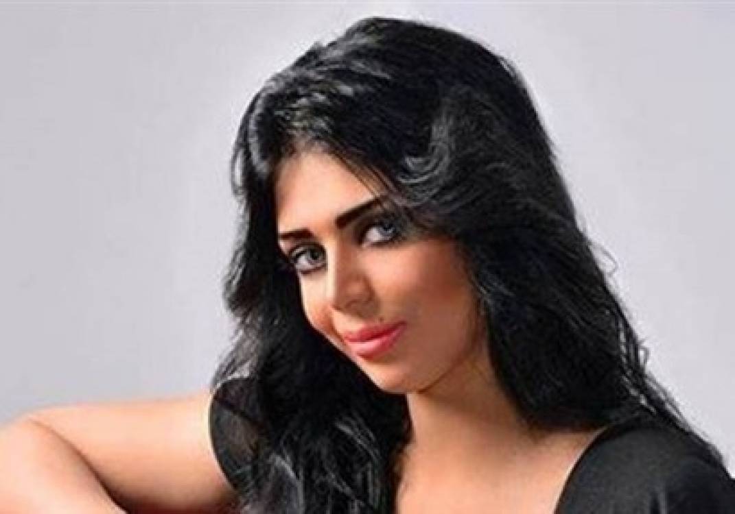 هل تذكرون الراقصة شمس المتهمة بقتل خادمتها.. ماذا حدث في حكم إعدامها؟