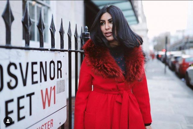 بالصورة – للمرة الأولى بعد ارتباطهما ظهور دانا الطويرش برفقة زوجها... شاهدوا قبلته لها