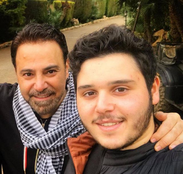 بالفيديو – دبكة عاصي الحلاني وابنه الوليد تشعل المواقع... شاهدوا براعتهما