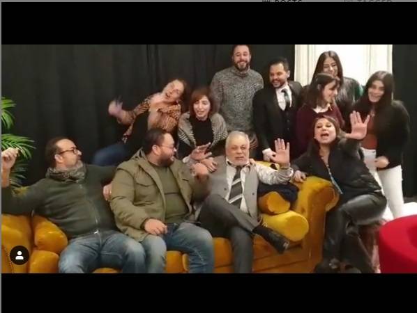 بالفيديو - كيف احتفلت روجينا وابنتاها بعيد ميلاد زوجها أشرف زكي؟ ومن حضر؟