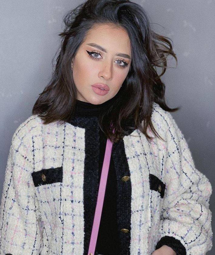 بالفيديو – عدد حقائب فرح الهادي سيصدمكم... هكذا تحدّت كايلي جينير