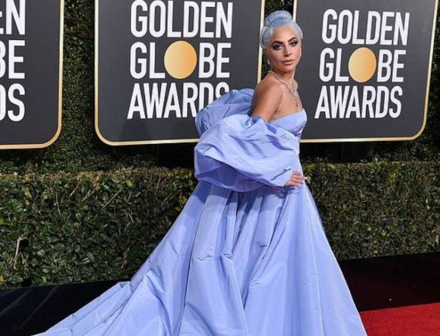 بالصور - شاهدوا اسوأ الاطلالات في مهرجان 