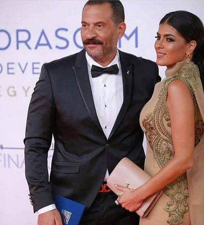 بالصور - زوجة ماجد المصري تخطف الأنظار بجمالها.. بماذا وصفها؟