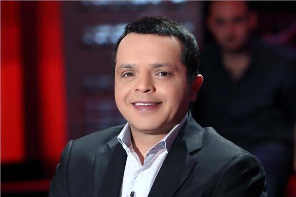 بالفيديو.. كيف احتفل محمد هنيدي برأس السنة؟