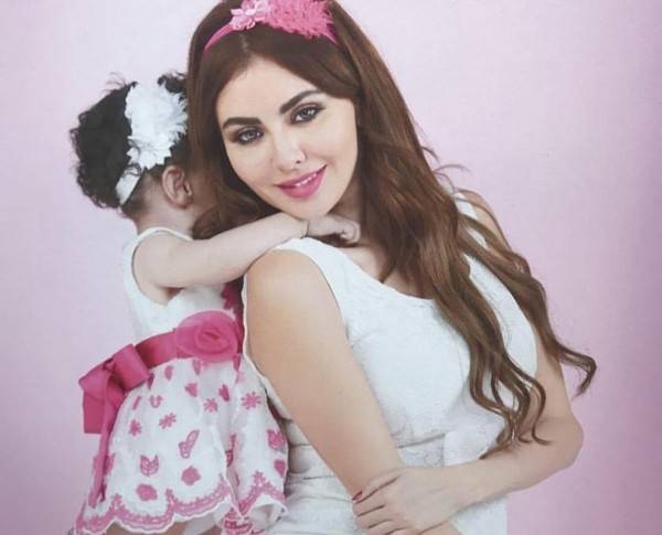 مريم حسين تنشر أول فيديو واضح لابنتها الأميرة.. شاهدوا جمالها