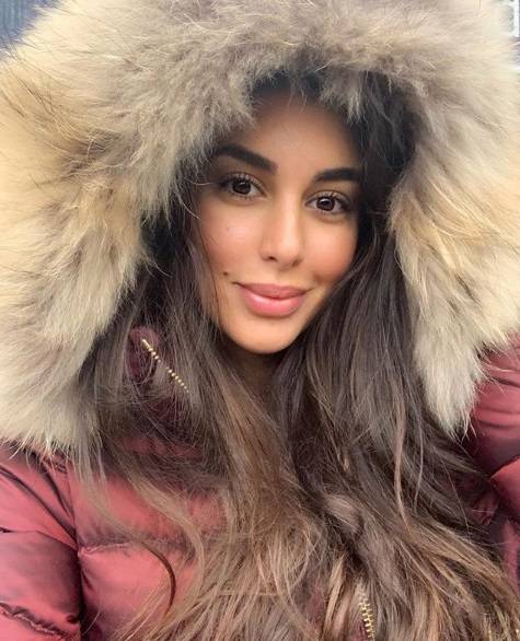 ياسمين صبري في إطلالة شتوية.. ومتابعوها: قمر 14