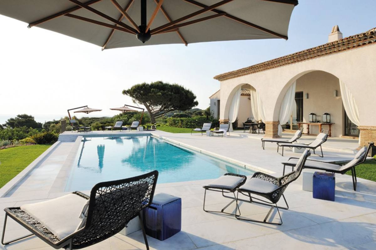 منزل للإجازات في سان تروبيه
بين الداخل والخارج... مسافة حلم!