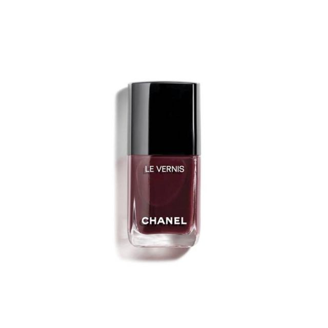 Chanel Le Vernis ongue Tenue in Rouge Noir no.18
