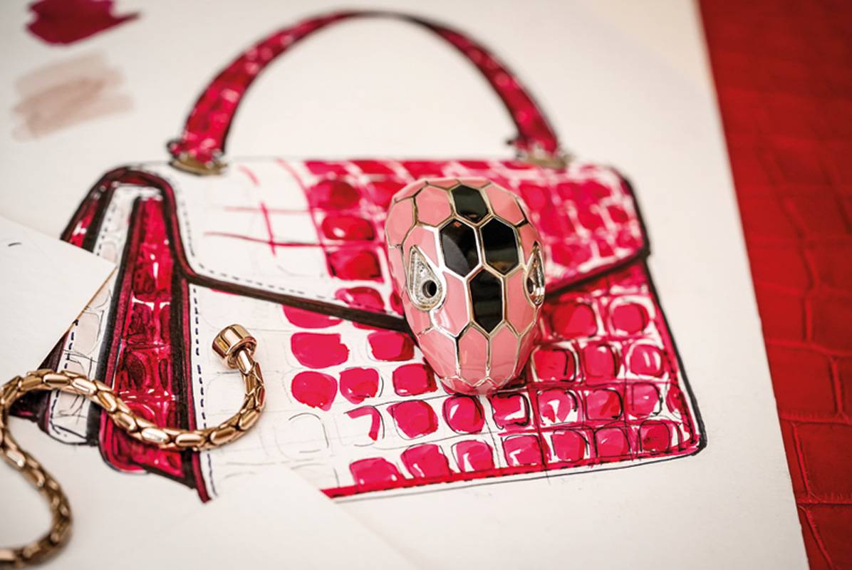 Bvlgari
تطلق مجموعة جديدة من الحقائب المصنّعة وفقاً للطلب
Made to order