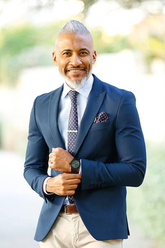 هيثم عبيد:
تاريخ انتهاء الصلاحية هاجس الإعلامي الذي لا يتطوّر