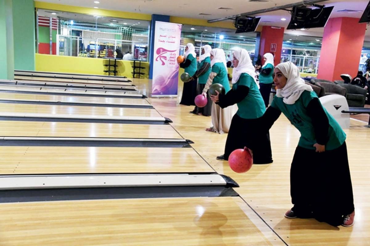 الأميرة نوف بنت مقرن بن عبدالعزيز
تدعم أول فريق رياضي للبولنغ من الفتيات الصمّ