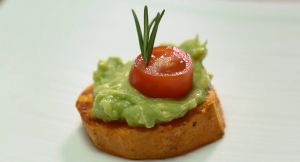 بالفيديو - أشهى وصفة لعمل لقيمات البطاطا الحلوة بالأفوكادو