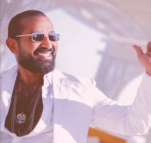 بالفيديو  - أحمد سعد يحدث ضجة بأغنيته الجديدة.. وهذا ما فعله ليتجاهل ريم البارودي والجمهور يكذبه