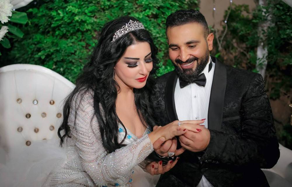 بعد لقاءهما مجدداً في عمل سينمائي... هل أرسل أحمد سعد رسالة شديدة اللهجة لريم البارودي؟