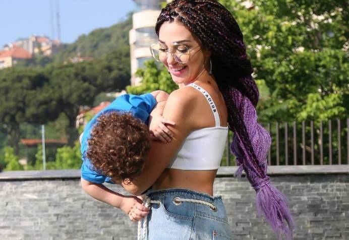 بعد غياب عن مواقع التواصل - عودة ميريام فارس وابنها جايدن.. ماذا قالت عنه؟