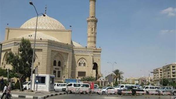 الموت يفجع فنانة مصرية في أعز الناس إليها