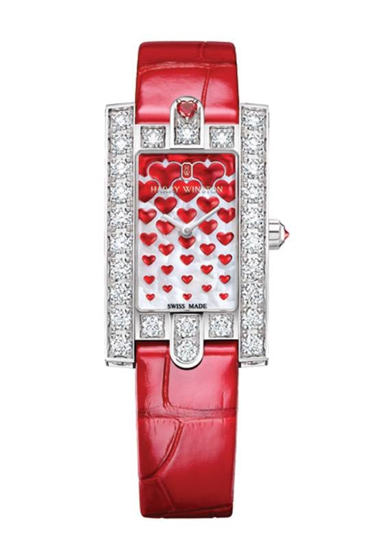 ساعة تنبض بالحبّ بإصادر محدود HARRY WINSTON
Avenue Classic Sweet Valentine