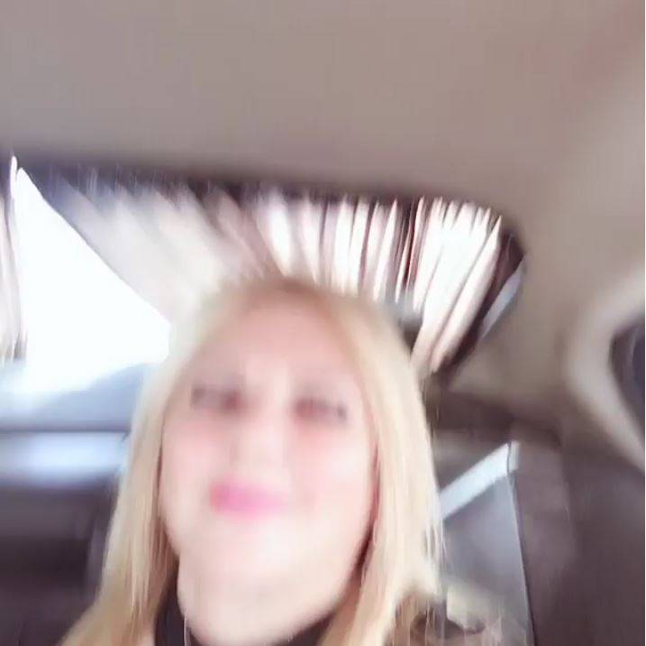 بالفيديو – بعد تجاوزها الـ55 عاماً ممثلة مصرية قديرة في عيادة التجميل... هذا ما ستفعله