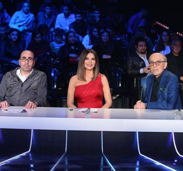 انسحاب جديد لسبب غامض من 