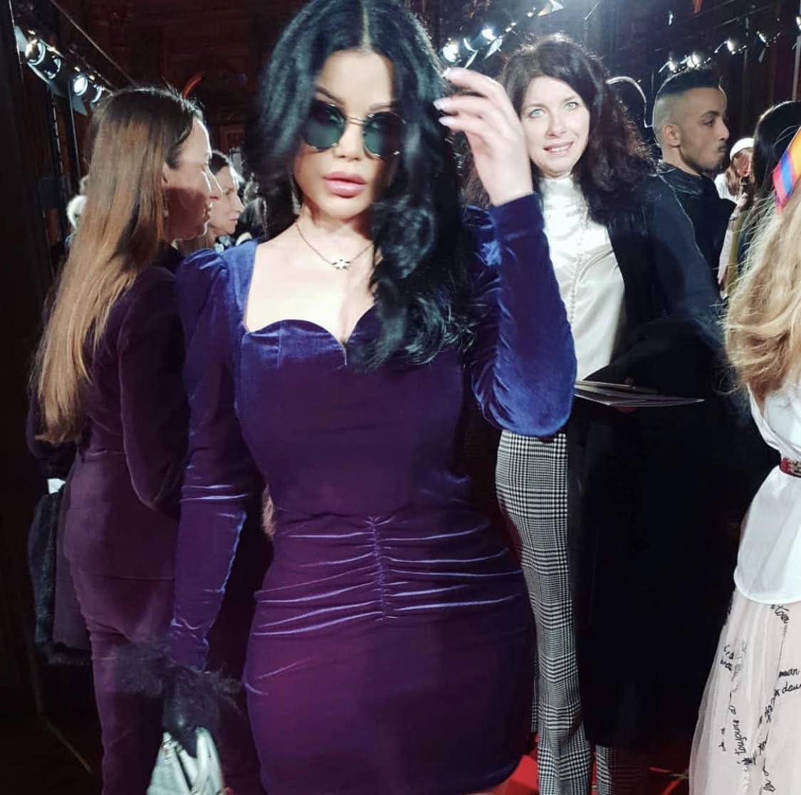 بالصور - هيفاء وهبي تتألق في باريس بإطلالة عصرية ساحرة