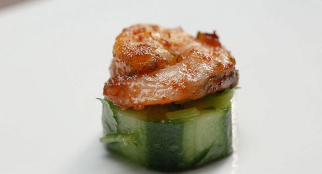 بالفيديو - طريقة عمل لقيمات الخيار البارد المقرمش بالجمبري