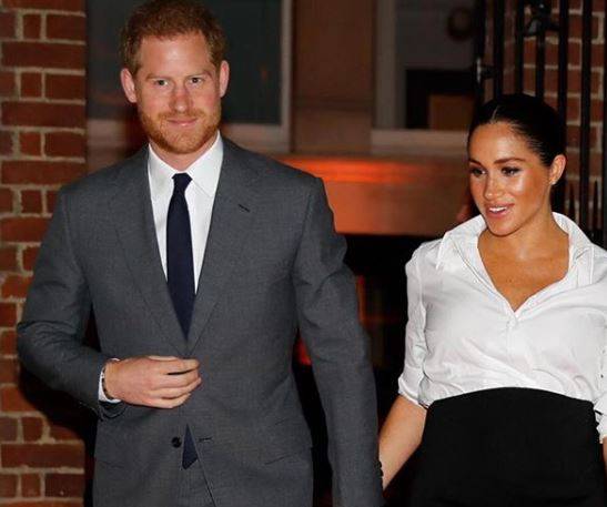 بالصور - الأمير هاري يهرب من مشاكل القصر ويقضي يوم الحب بمفرده في هذا المكان