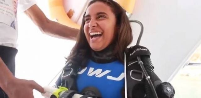بالفيديو... فتاة عمرها 14 عاماً ظلت تحت الماء 55 ساعة وإليكم المفاجأة!
