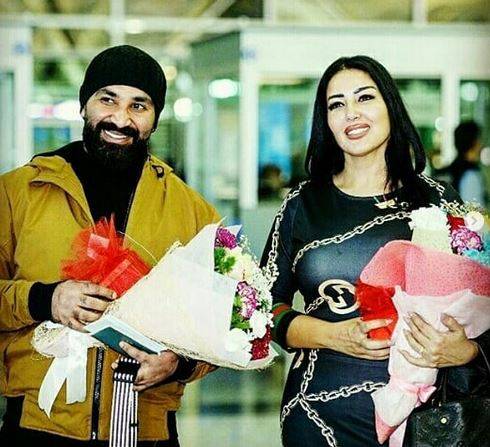فيديو رومنسي يحدث ضجة.. هكذا احتفلت سمية الخشاب وأحمد سعد في يوم الحب